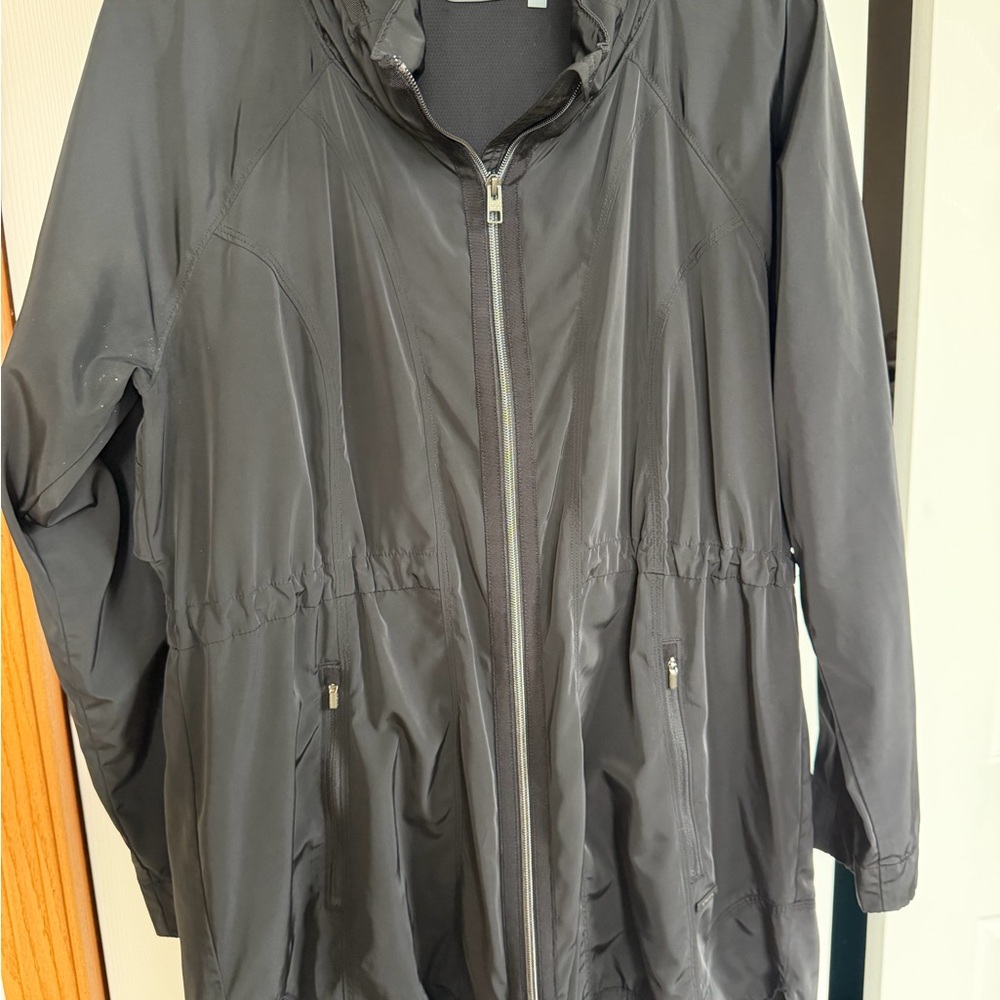 Athleta Black Long Zip-Front wind jacket size Large
